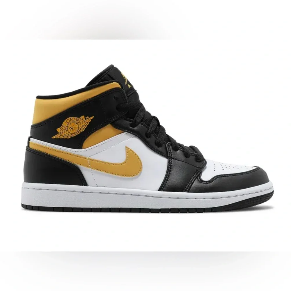 Air Jordan’s mids 1 white pollen BLK university Gold Sneakers Size 9.5